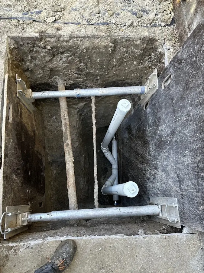 Experienced plumber completing Drain Cleaning work in Goldstream